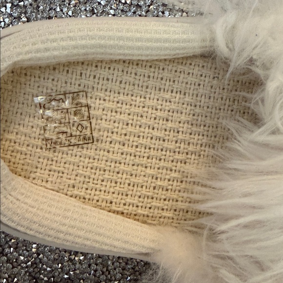 Dog Cloud Slides slippers puppy house shoes plush fur women’s teen’s 7 7.5 white - Picture 5 of 9